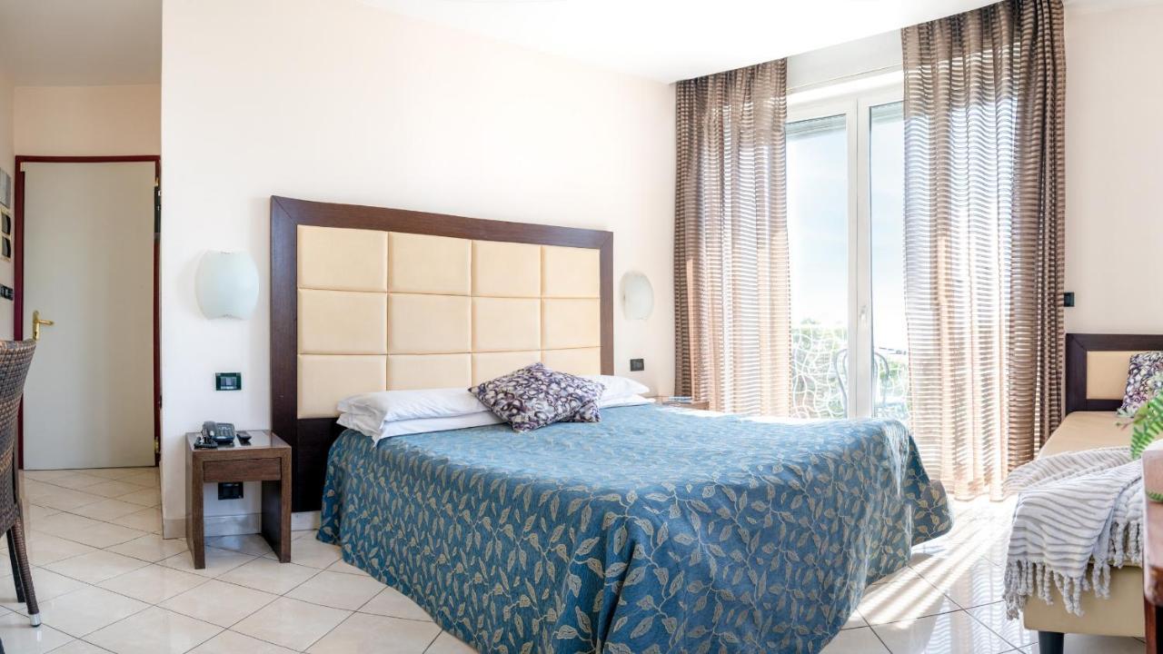 Hotel Marinella