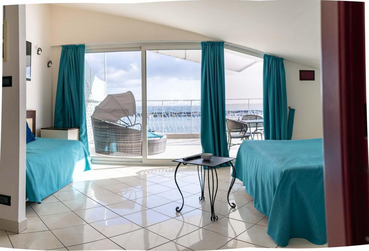 Marinella Hotel